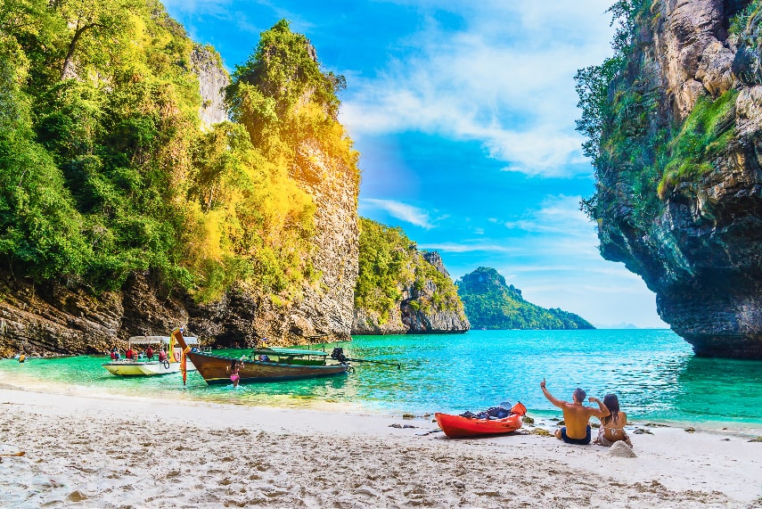 These Are 14 Best Honeymoon Destinations In October 2024