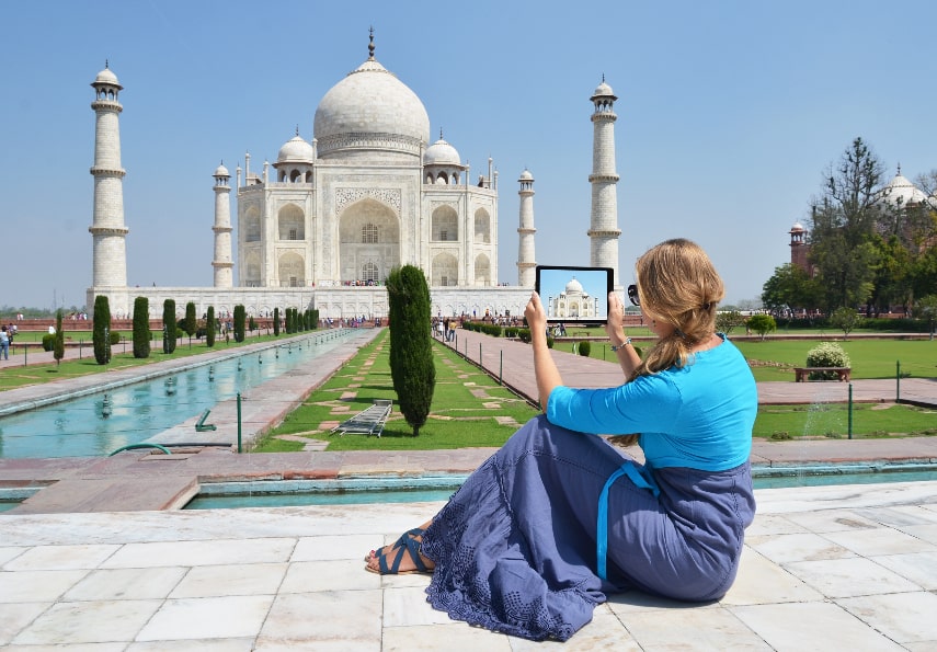 Visit Taj Mahal of India